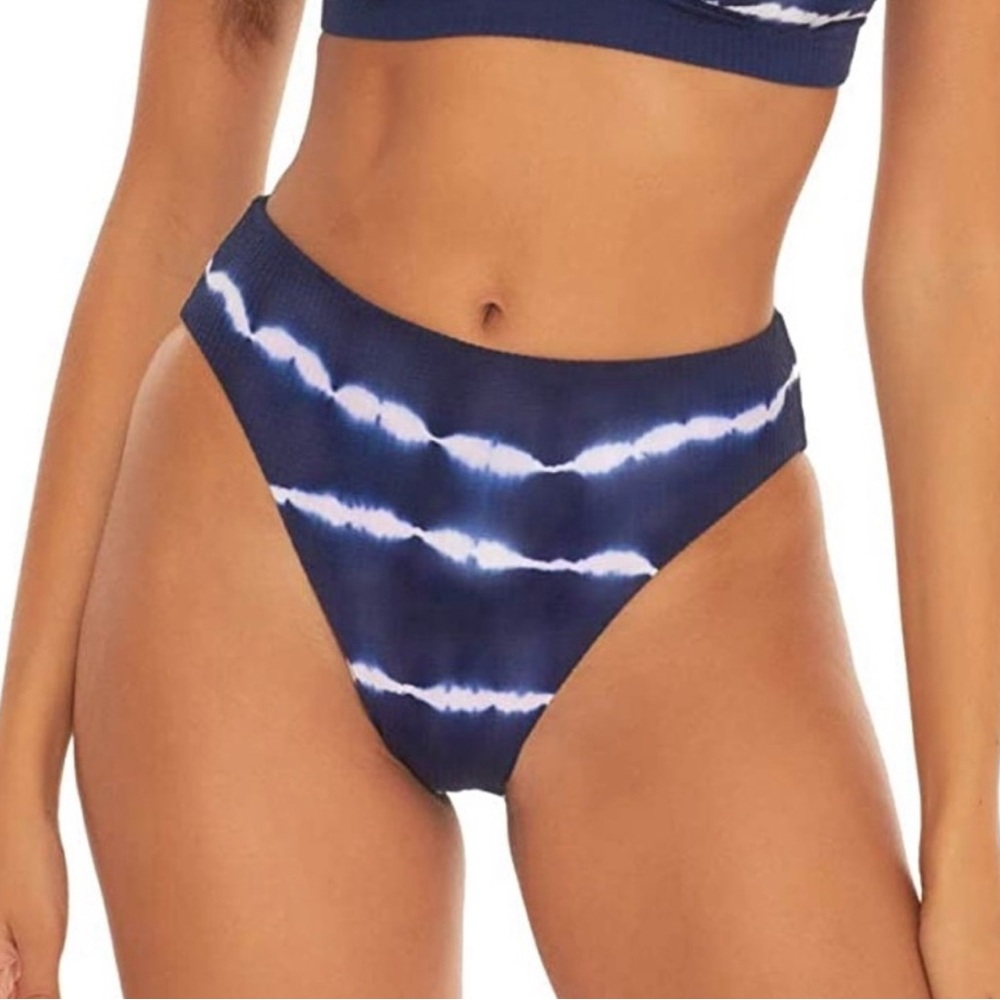 👙 BECCA Women's Blue Tie-Dye Bikini HIPSTER Bottom SIZE MEDIUM NEW w tags